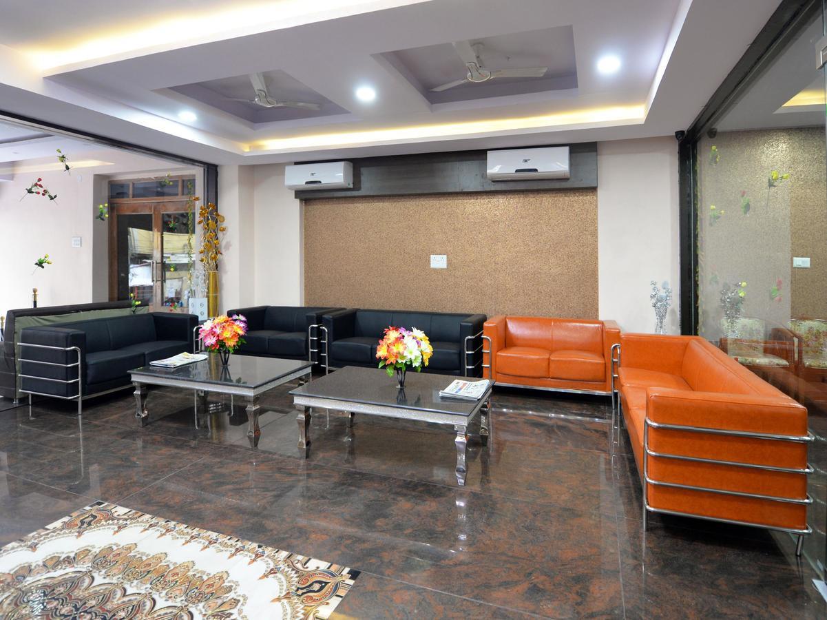 Super Collection O Lotus Grand Near Secunderabad Railway Station Hotel Luaran gambar