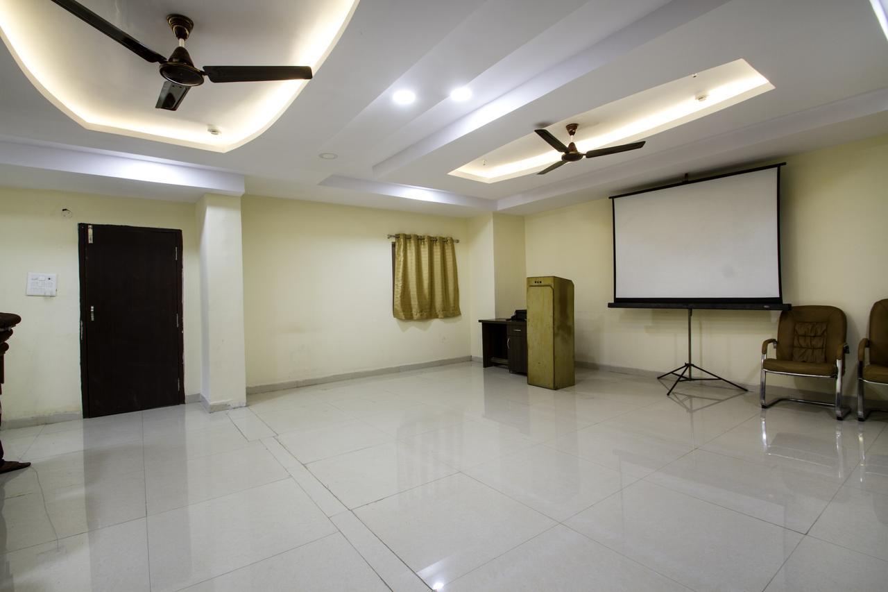 Super Collection O Lotus Grand Near Secunderabad Railway Station Hotel Luaran gambar